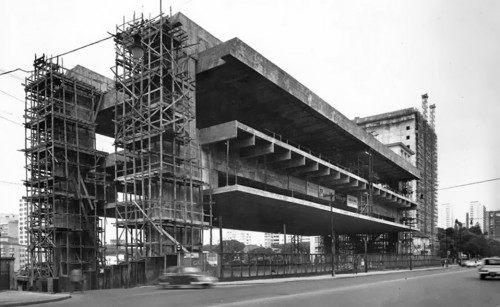 Avenida Paulista MASP dc. 1950 03 500x307 - Srie Avenida Paulista: Belvedere ao MASP - exposio fotogrfica virtual.